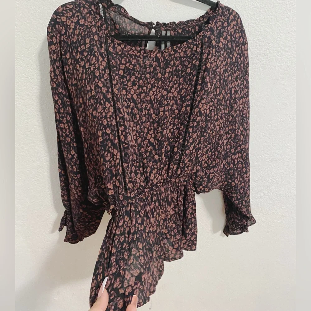 Anthropologie Nichola peplum top billowing sleeves size M - Picture 8 of 9